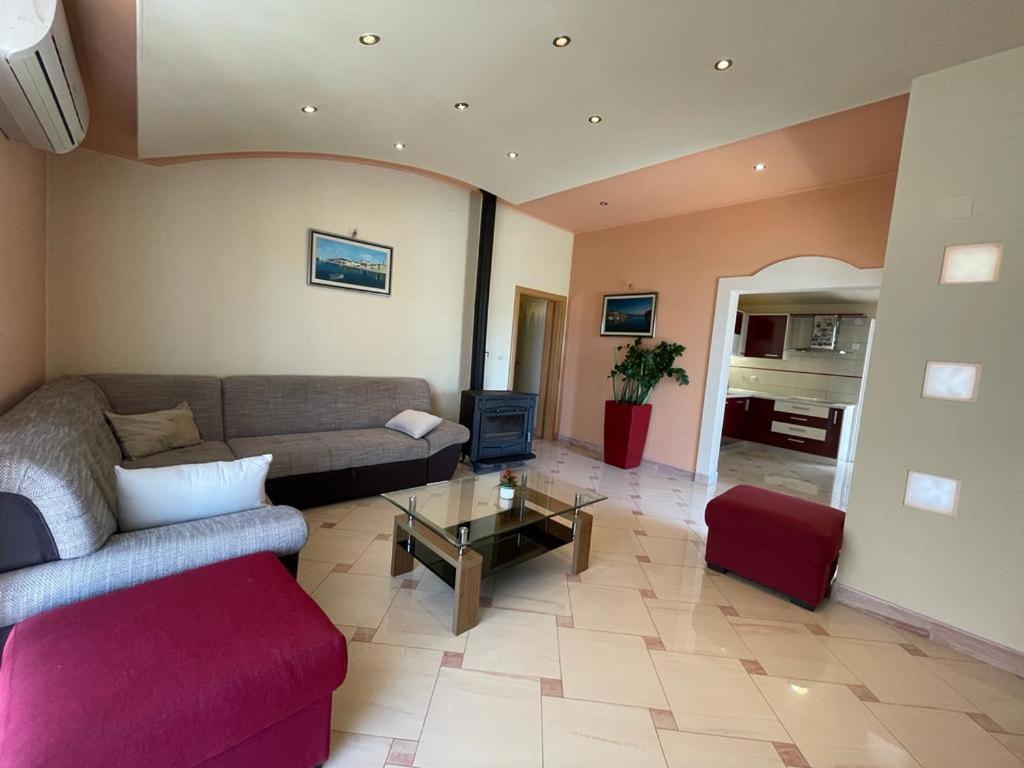 Apartment Edita Plano Trogir المظهر الخارجي الصورة